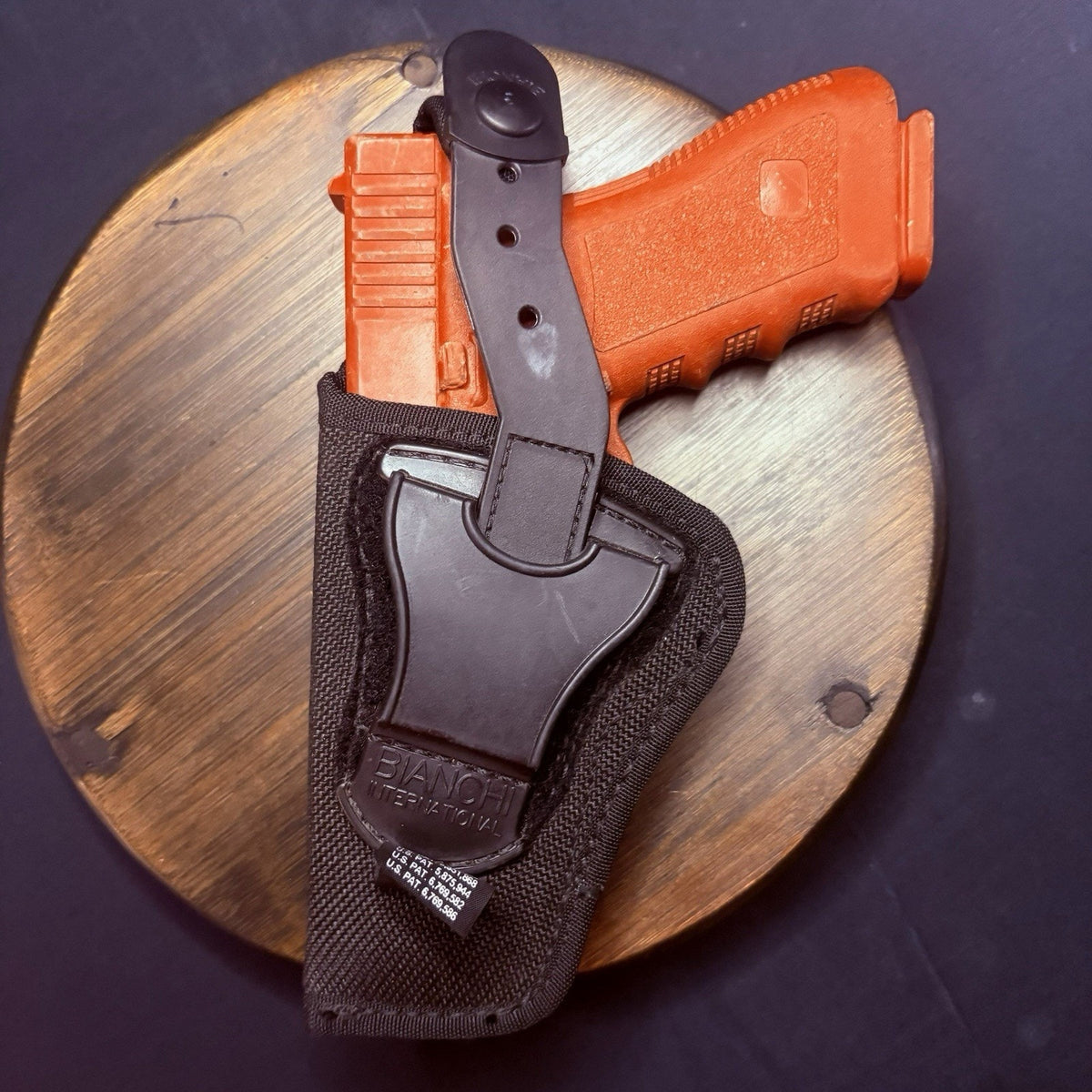 Bianchi 7105 Holster GLOCK 17 Right Hand Size 13 Nylon Adjustable Retention Snap
