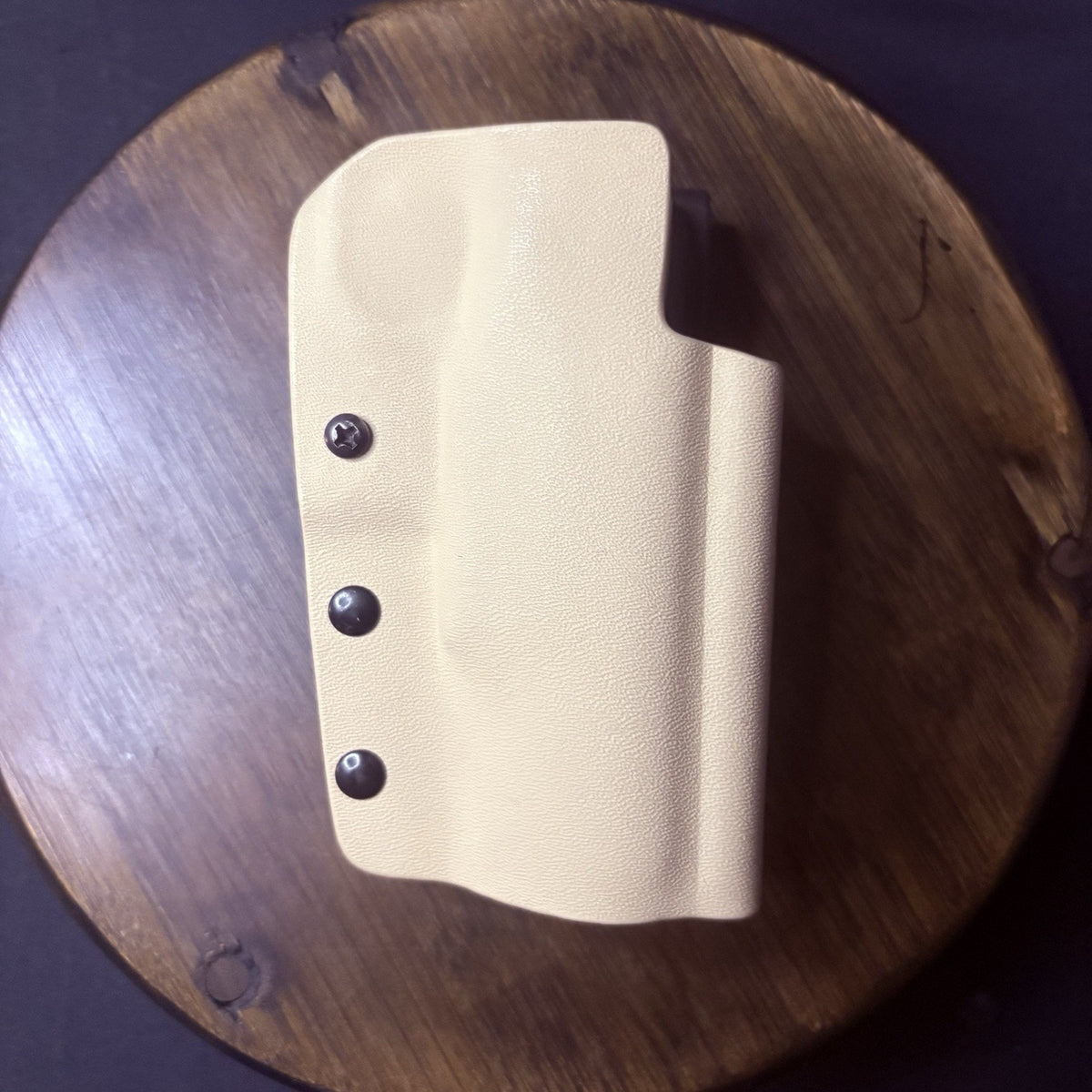 Dawson 1911 Kydex Holster RH OWB Desert Tan Hand Engraved Double Belt Loop RARE