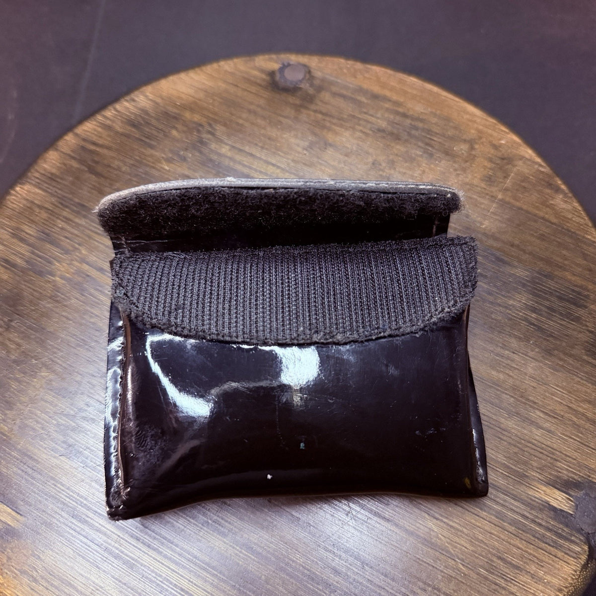 Safariland Glove Pouch High Gloss Black Leather Model 33-3