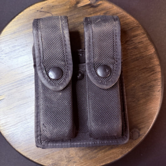 Safariland Double Pistol Magazine Pouch Black Nylon 2.25" Loop Black Snaps 4110