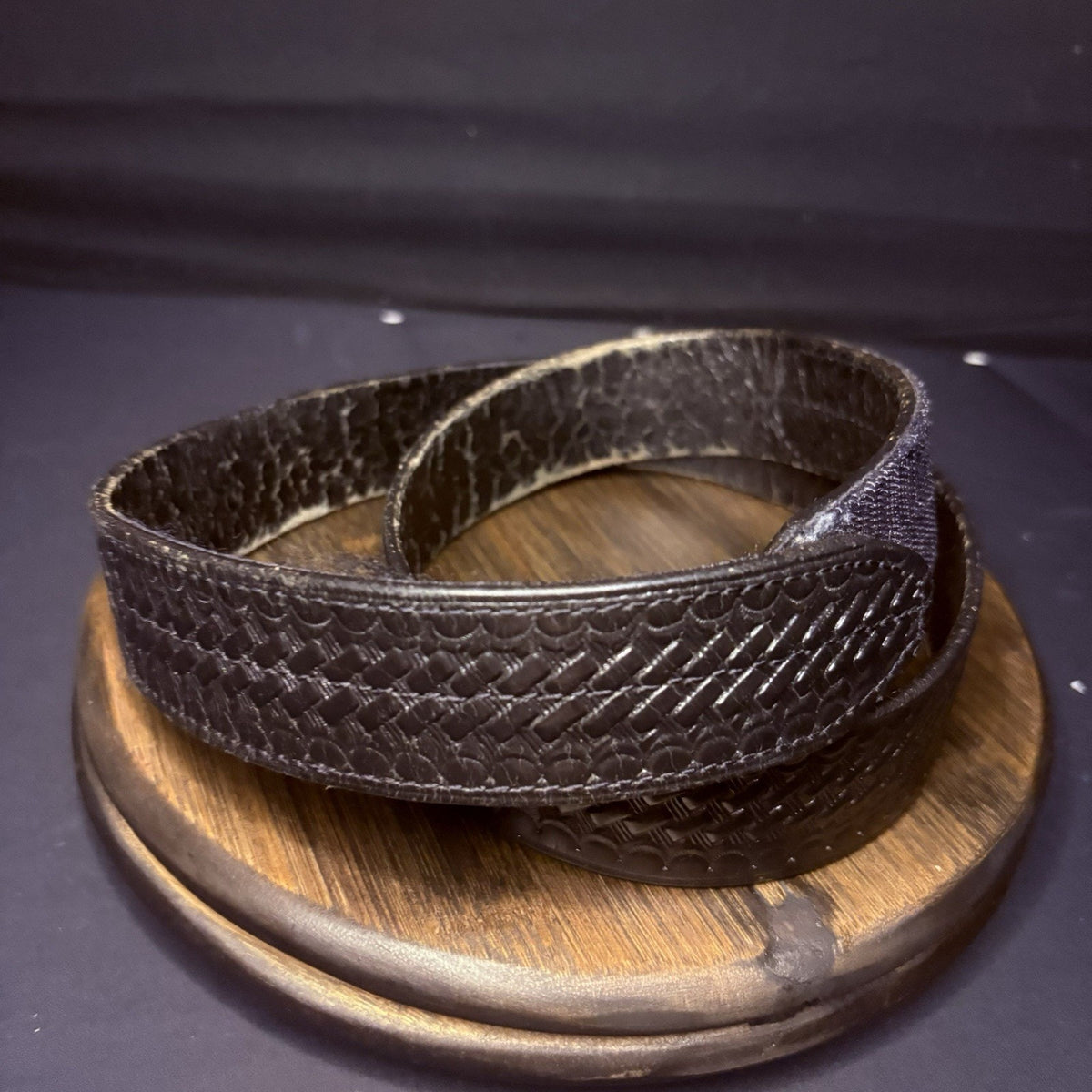 Leather Duty Belt Size 34"-36" Thin 1.5" Wide Hook & Loop Closure