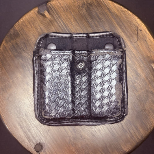 Bianchi 7922 Triple Threat II Double Mag Pouch Size 2 Double Stack 9mm Accumold