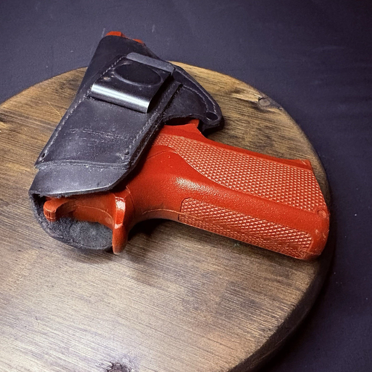 Aetco Pistol Holster Size Universal Leather RH & LH Concealment IWB