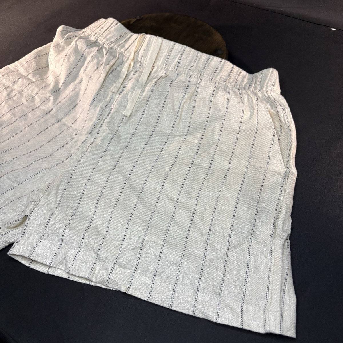 BLANKNYC Linen Blend Stripe Shorts Size Large High Rise Elastic Waist 5" Inseam