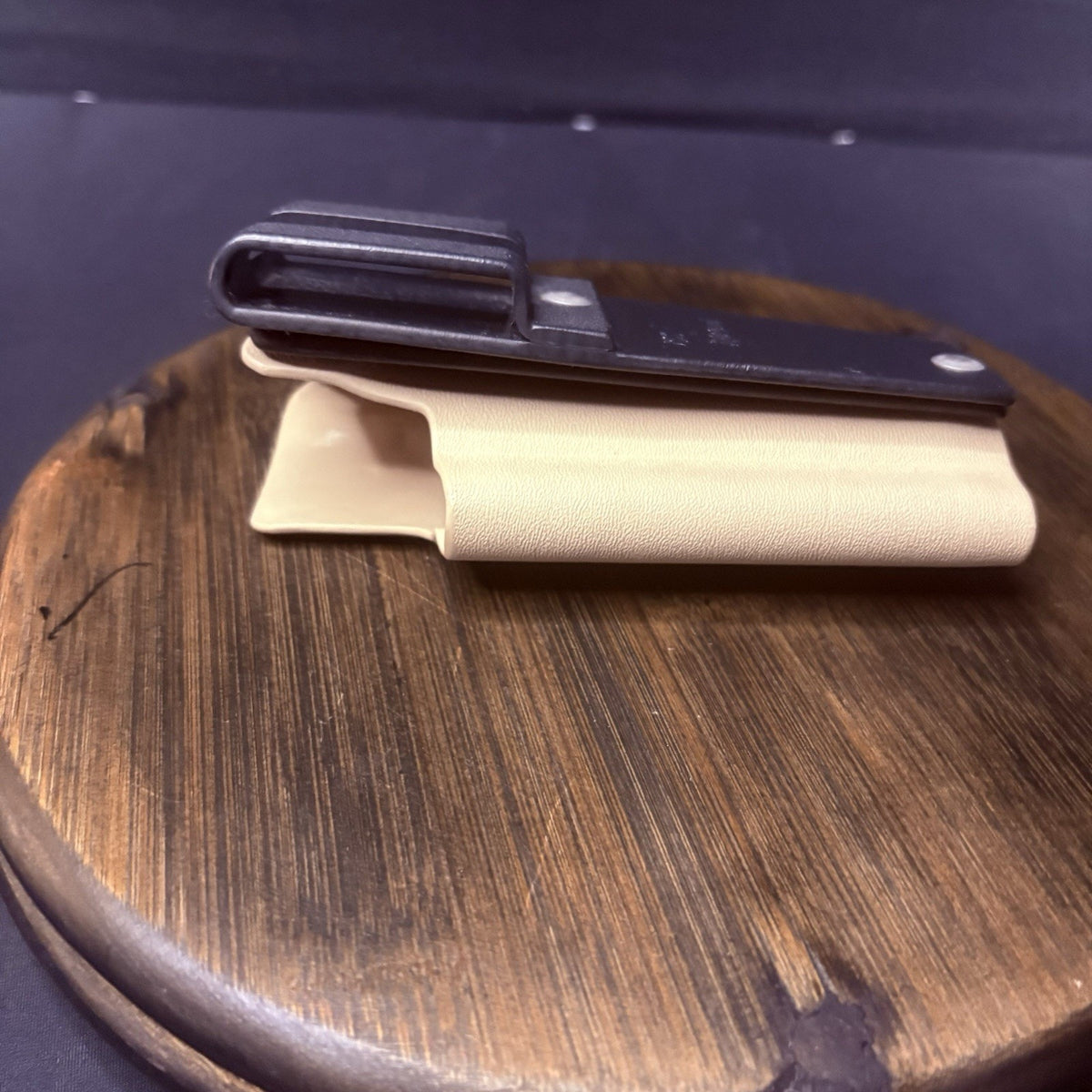 Dawson 1911 Kydex Holster RH OWB Desert Tan Hand Engraved Double Belt Loop RARE