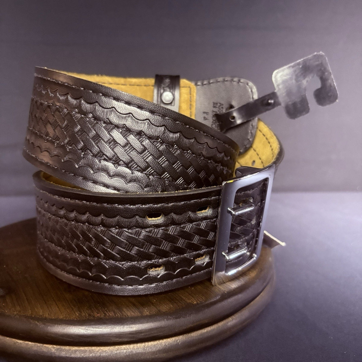 Safariland Model 87 Duty Belt - Size 30" - Sued Lined Basketweave - Black/Chrome