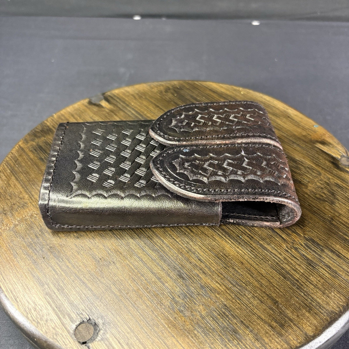 Safariland Leather Double Magazine Pouch Double Stack Brng 9mm S&W 59 .45 Auto