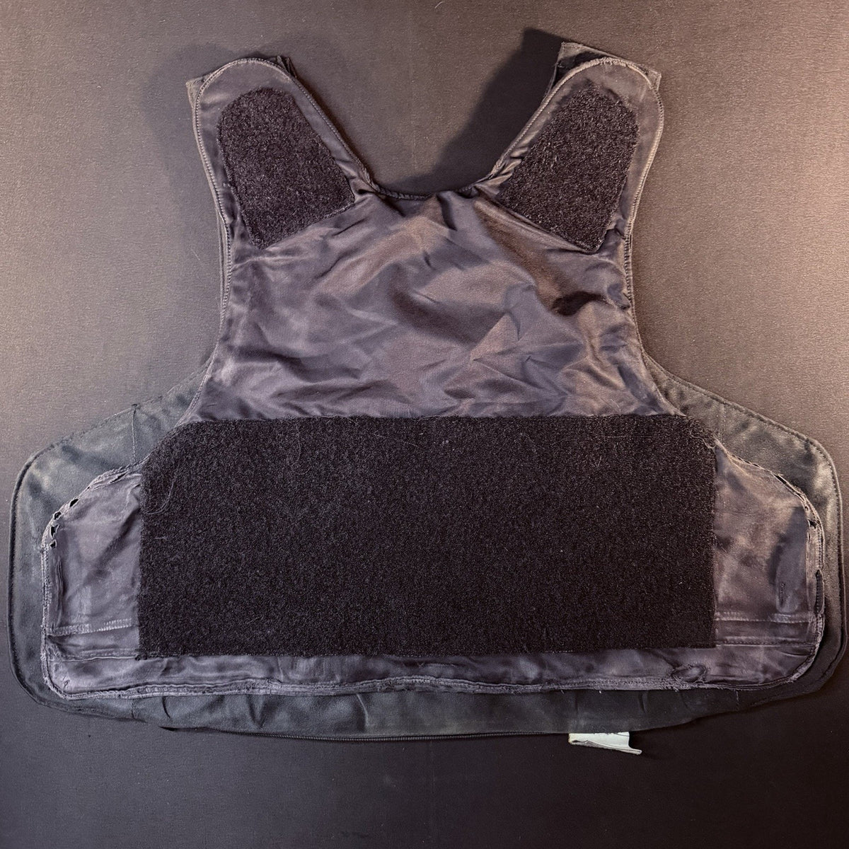 PB Concealable Vest Size Large Carrier For Soft Armor No Straps