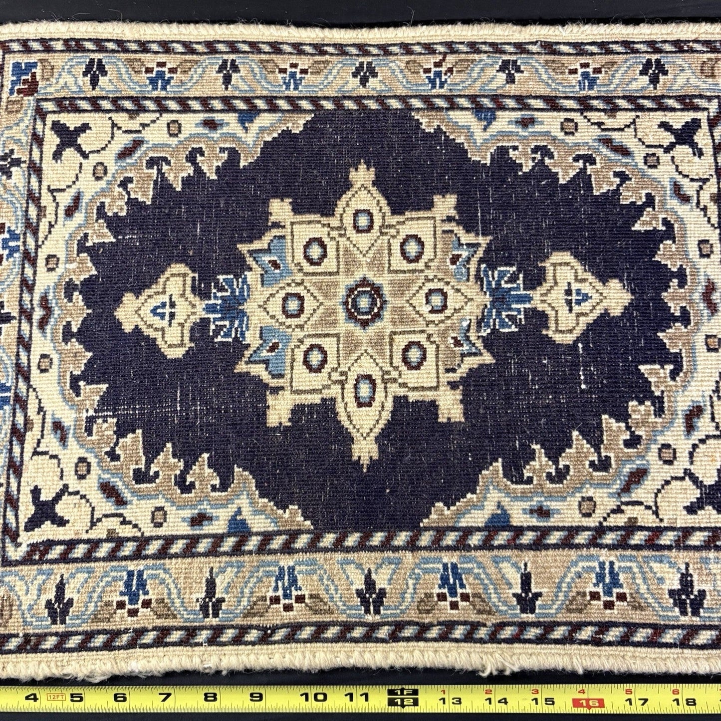 Persian Rug Hand Knotted Blue Medallion 2'x1' or 22"x16" or 40cm X 60cm