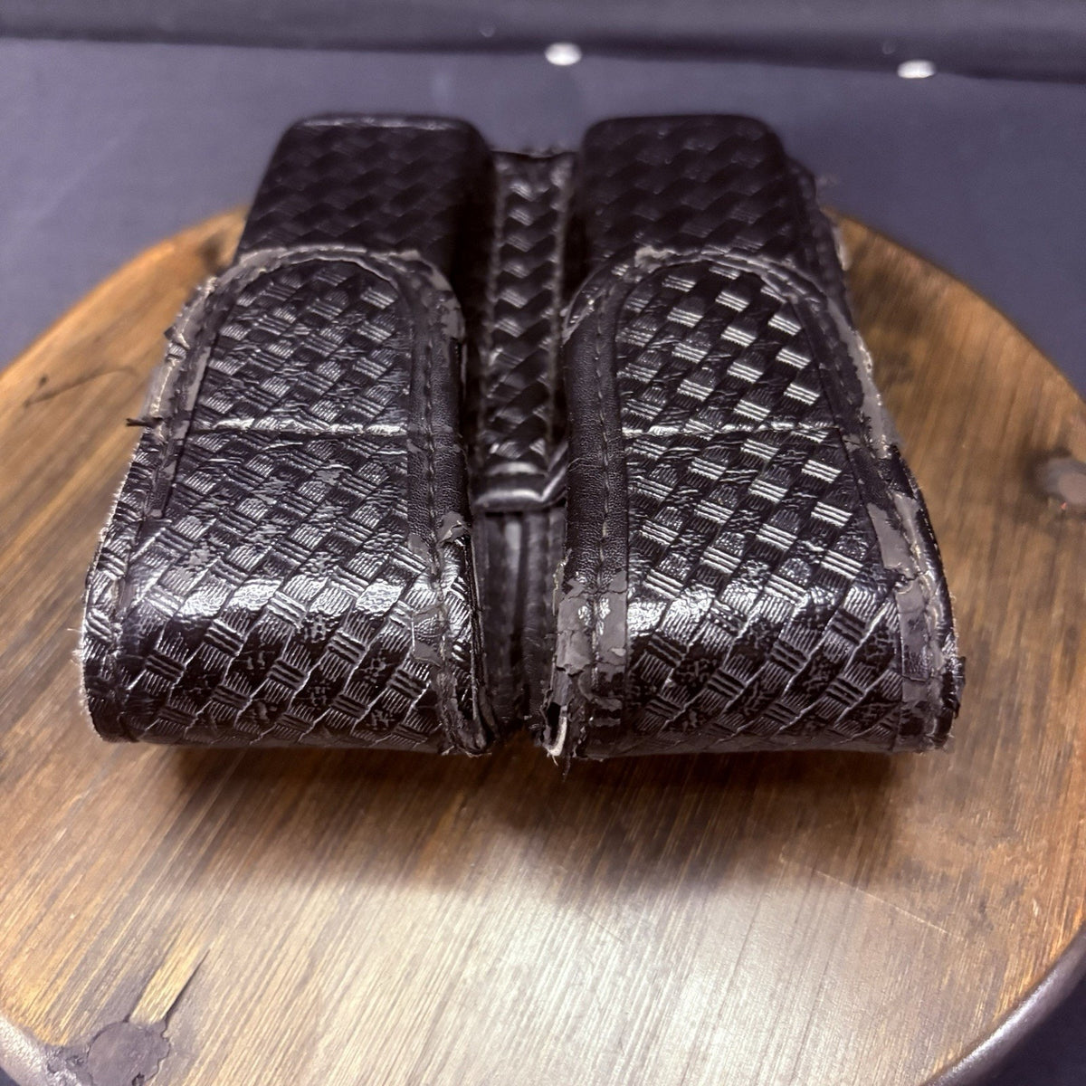 Bianchi 7902 Double Magazine Pouch 10mm/.45 Double Stack Mag Size 4 Basket Weave