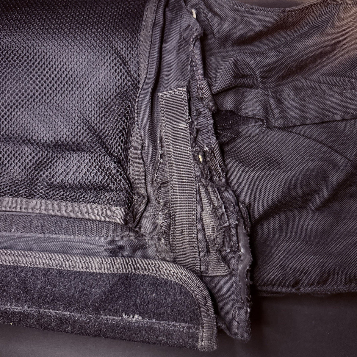 Tactical Plate Carrier Vest Size XXL Black w/Plate Pockets & MOLLE