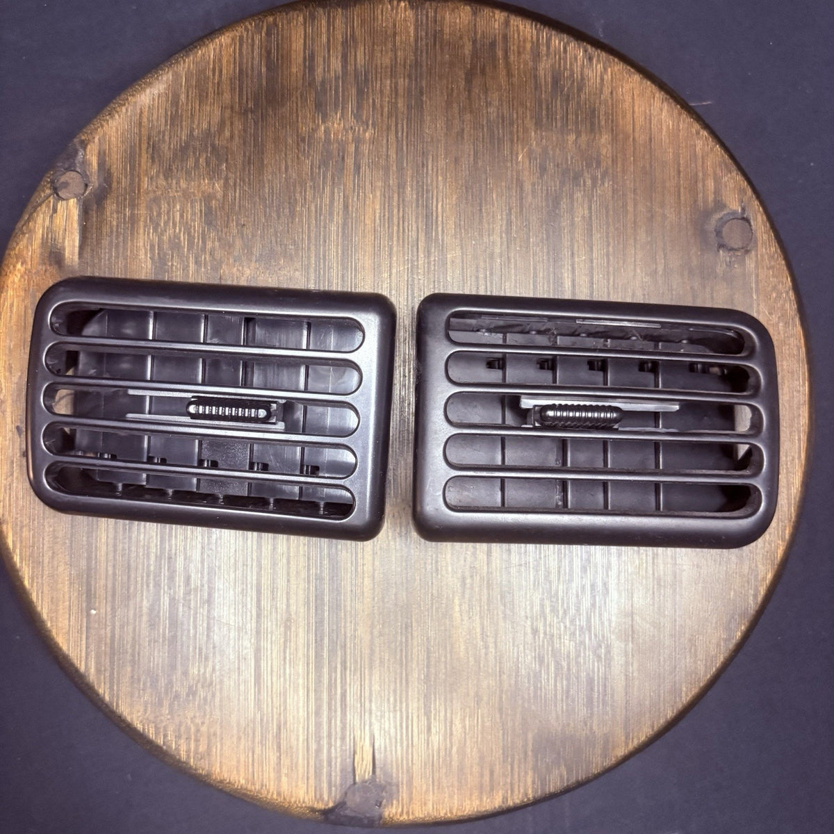 98-2001 Dodge Ram 1500 2500 3500 Dash Center Vents Black OEM (Set Of 2)