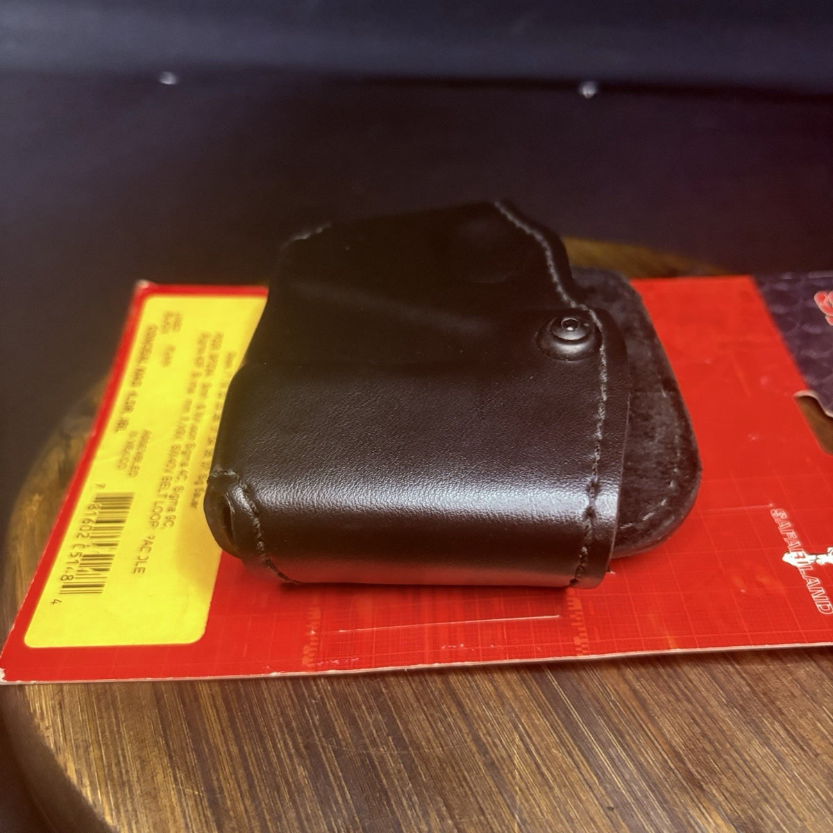 Safariland 573 GLOCK 17 / 22 Magazine & Handcuff Pouch Open Top Paddle