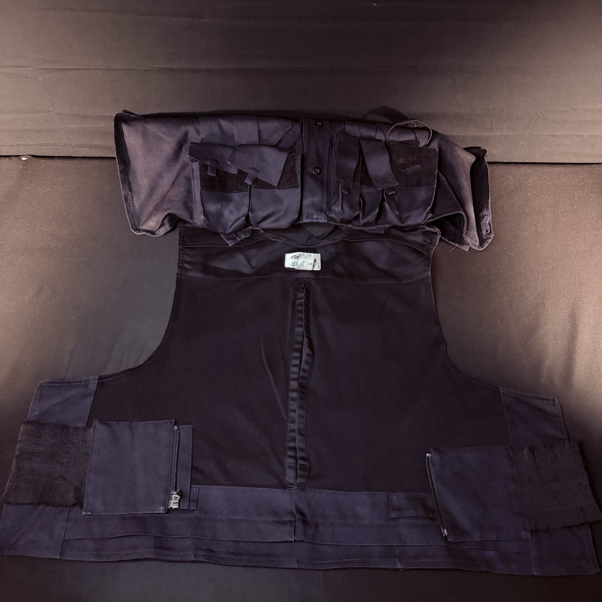 Elbeco Body Shield Carrier Vest Size Large Black w/Magazine & Radio Pouch