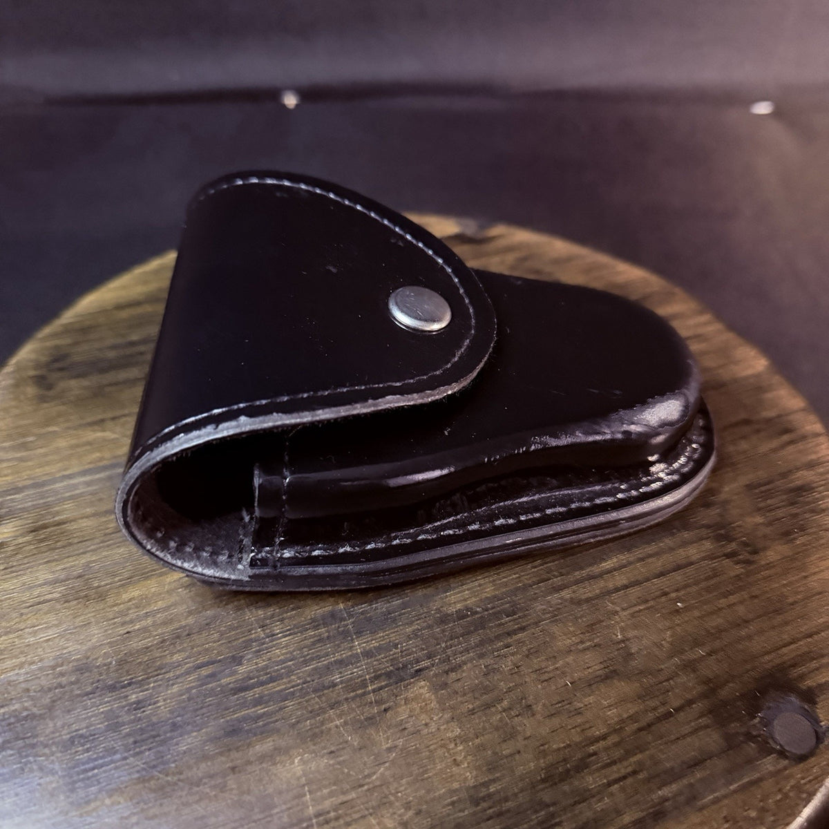 Gould & Goodrich Handuff Case Black High Gloss Leather Nickle Snap H71