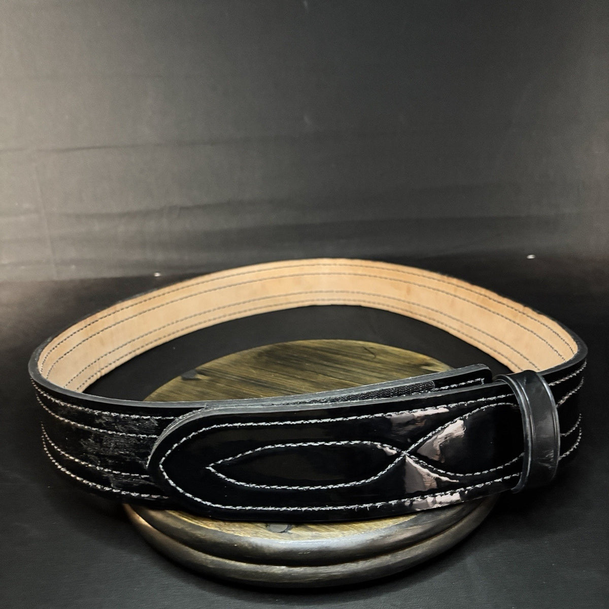 Safariland 94P Duty Belt Size 46" Hook & Loop Belt Keeper Leather 2.25 Hi-Gloss