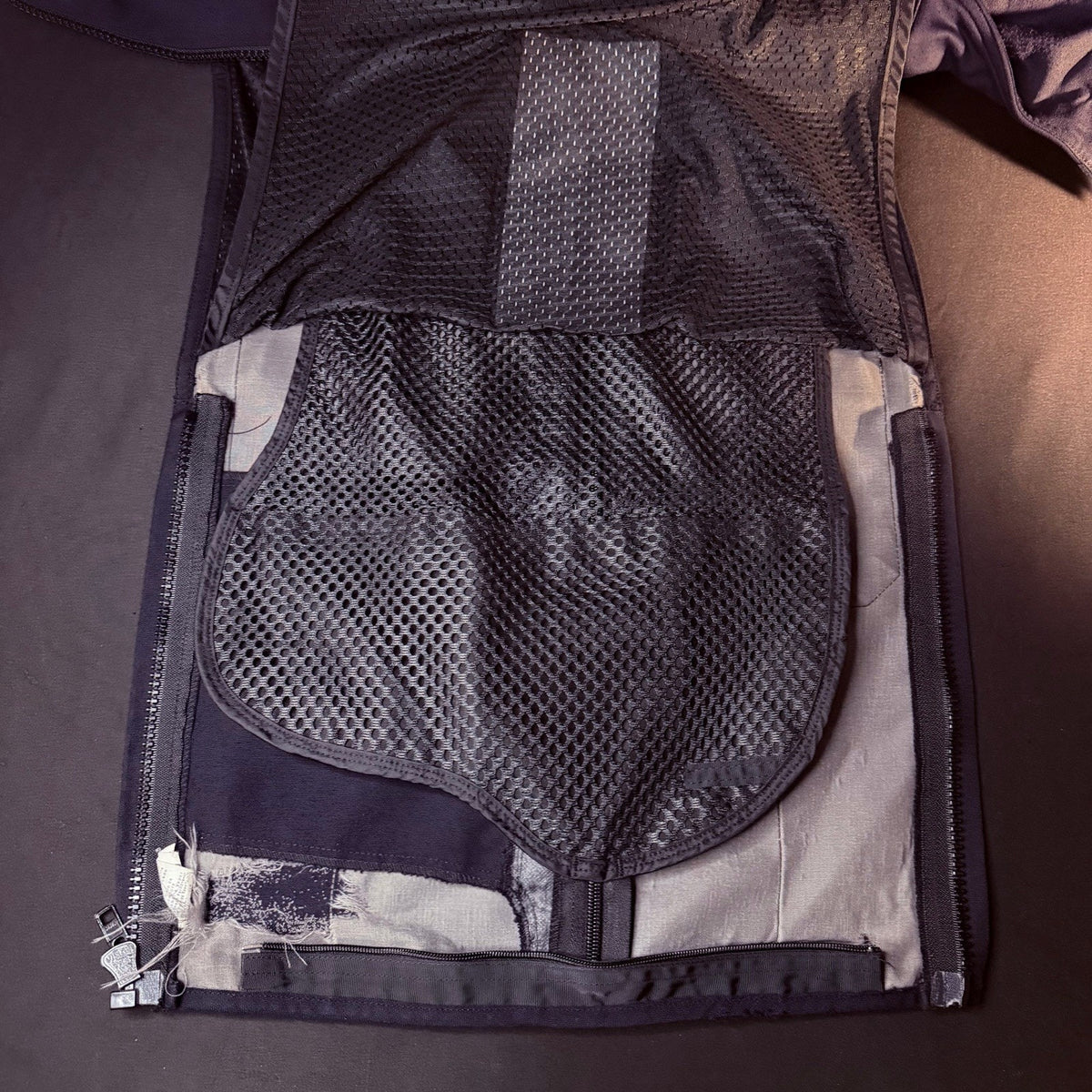 Blauer Body Shield Plate Carrier Vest Size Medium Tall Dark Navy w/Pockets 8470