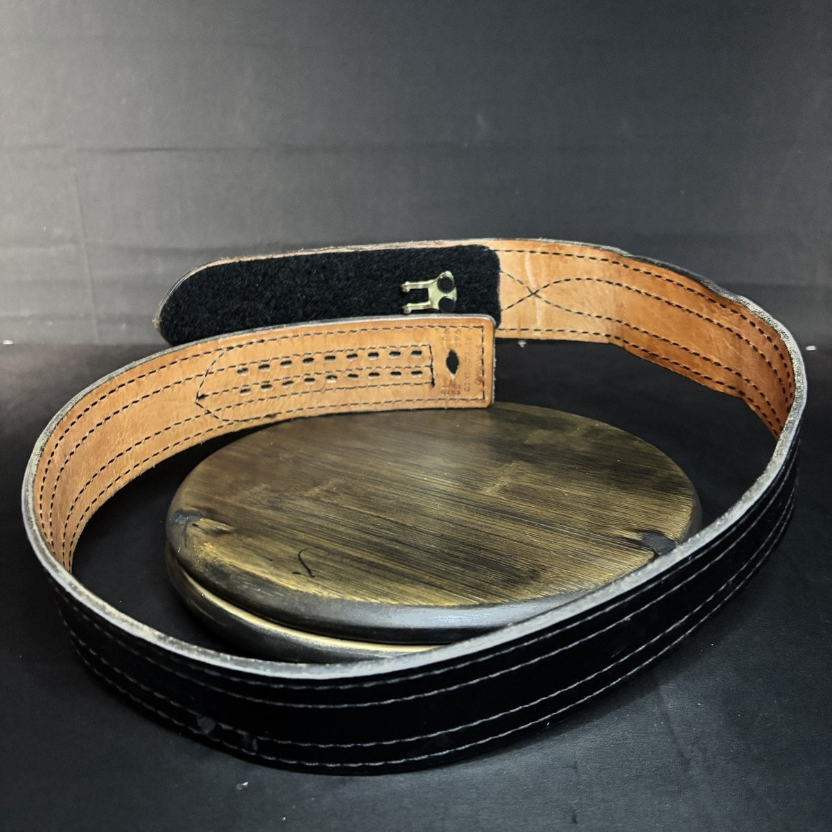 Safariland 94P Duty Belt Size 32" Hook & Loop Belt Hi Gloss Black Leather 2.25"