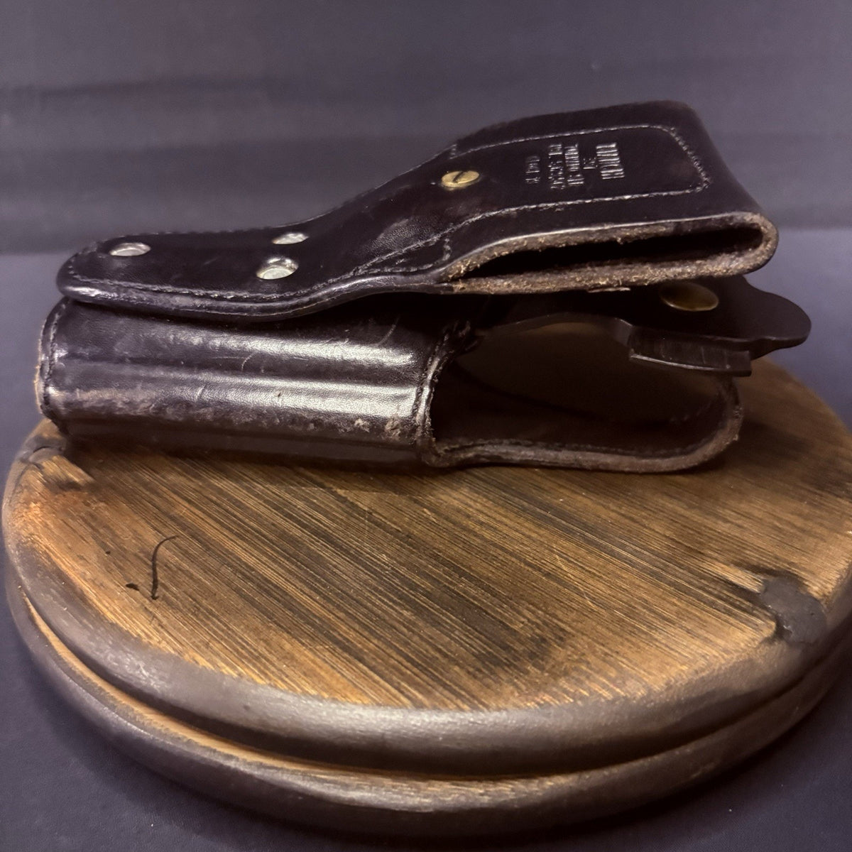 Bianchi 397 Tornado SLR Duty Holster Glock 19/17 Left Hand Basketweave Lock Snap