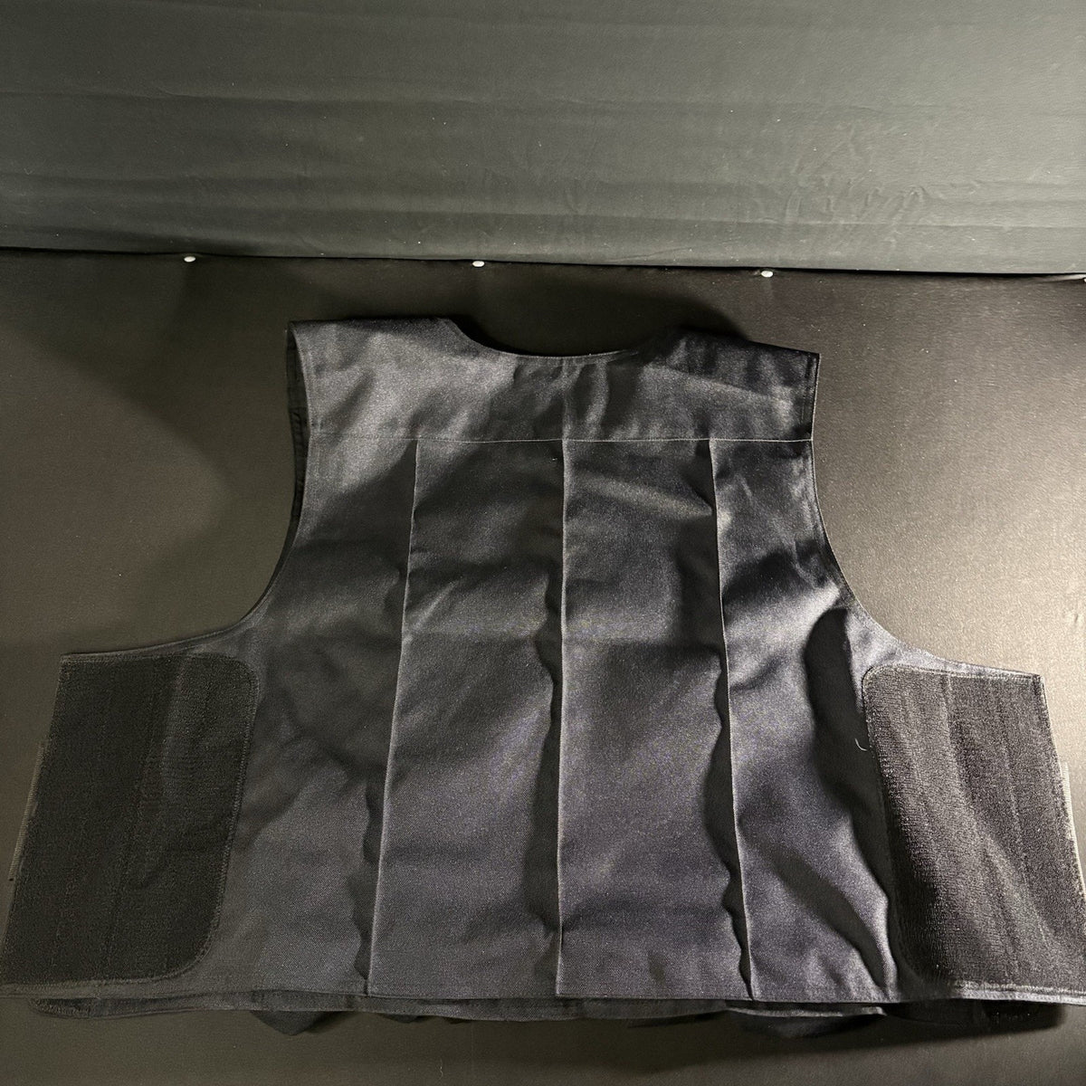 Elbeco Tactical Carrier Size XL Black w/Magazine & Radio Pouches & Waistband
